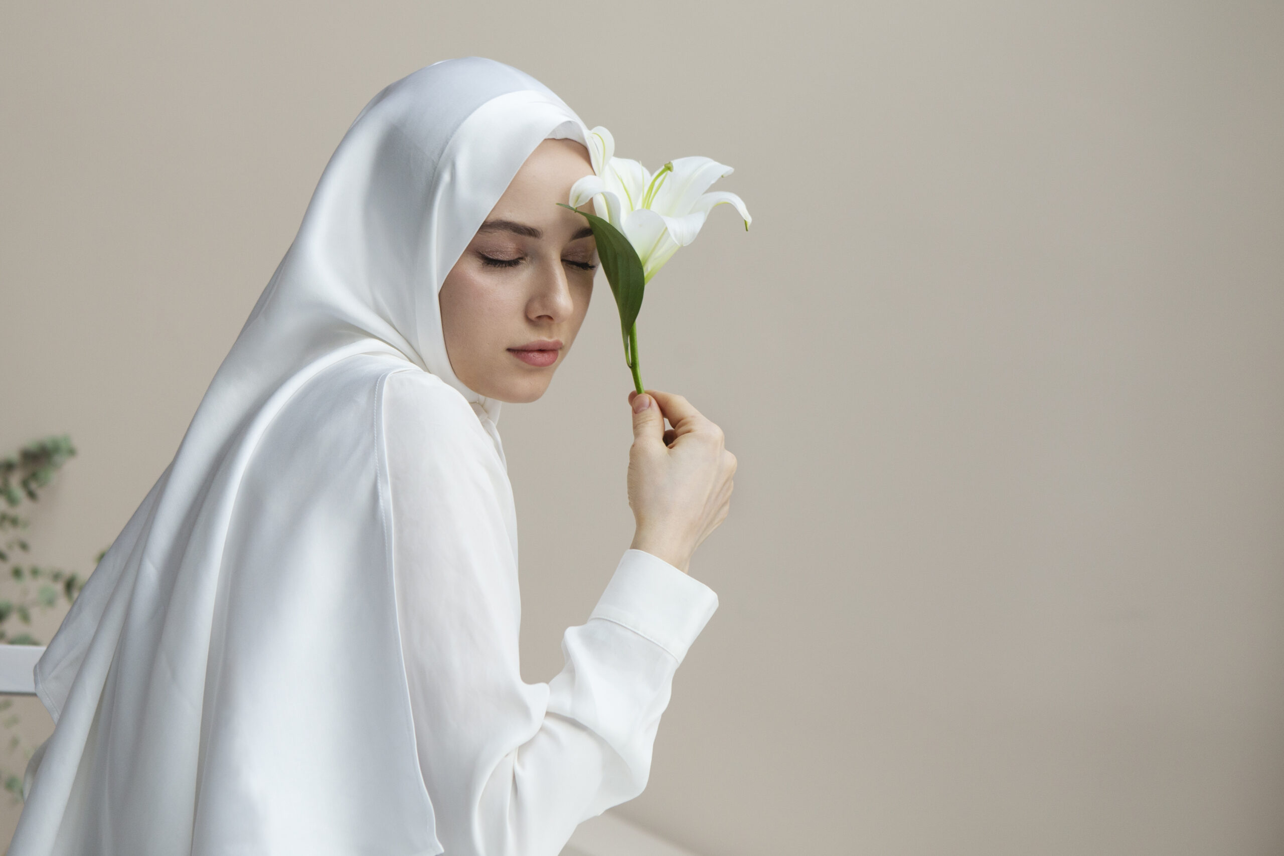 Cara Menggunakan Serum Vitamin C untuk Mencerahkan Kulit