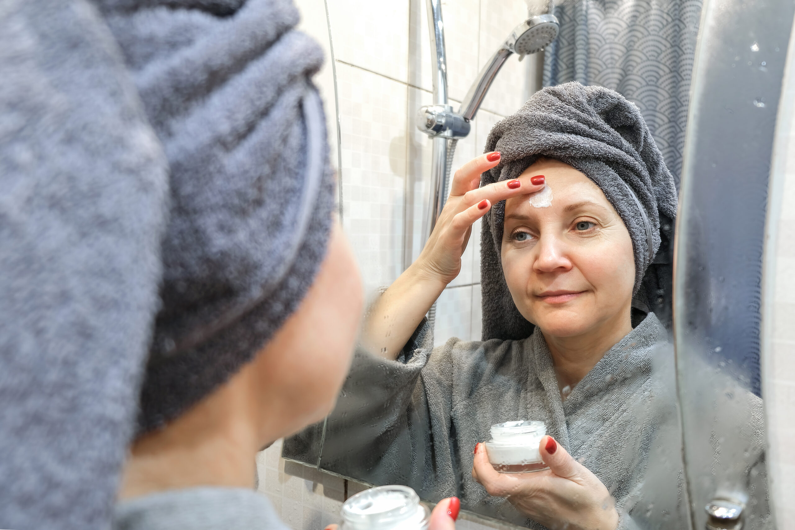 Bahan Aktif Anti-Aging Terbaik yang Harus Ada dalam Skincare